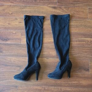 Elegant Black Women's Knee-High Boots